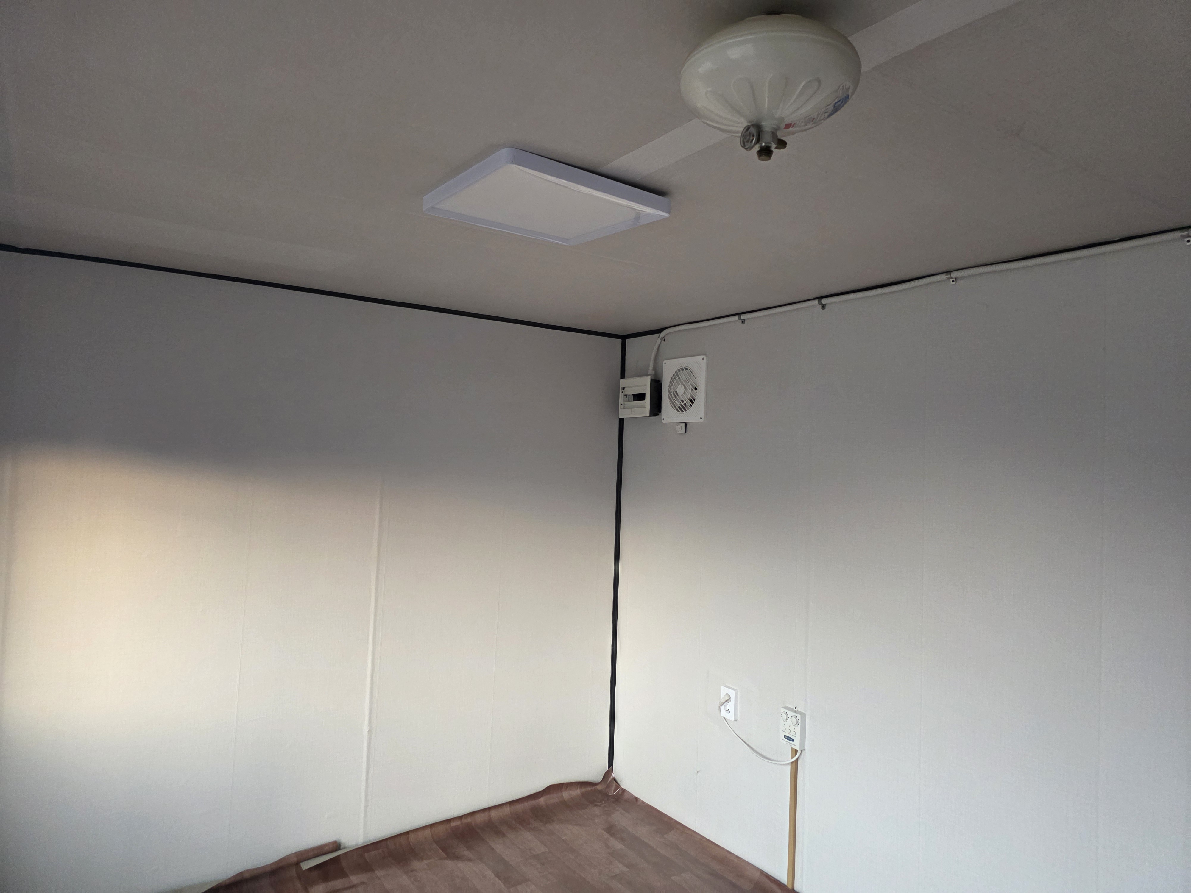 KakaoTalk_20260427_151556580_05.jpg